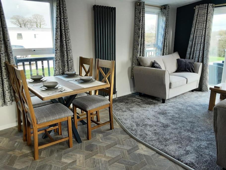 Holiday Home With A Hot Tub St Austell Eksteriør billede